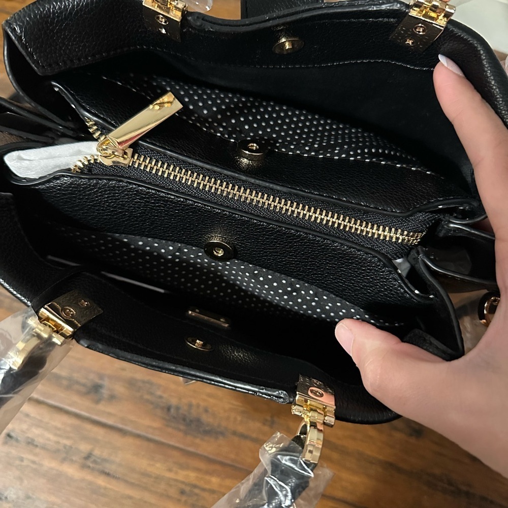 41 Hawthorn Black Handbag - Picture 4 of 6